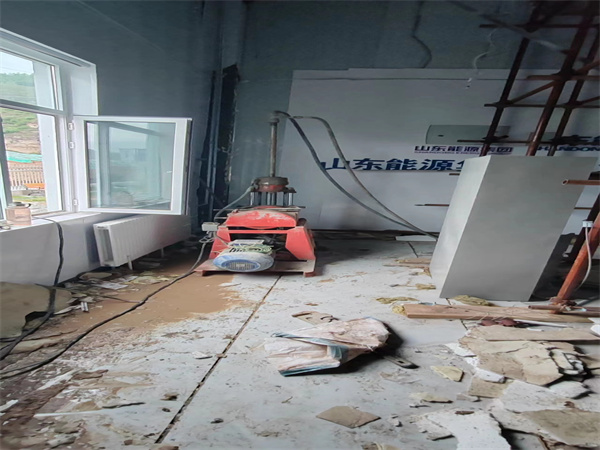 观山湖地基基础下沉墙体裂缝加固注浆顶升施工